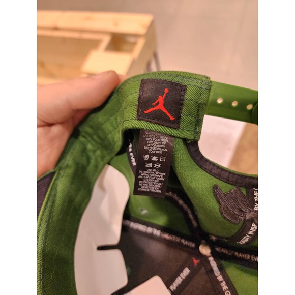 Jordan Off White Green Snapback - Picture 4 of 8